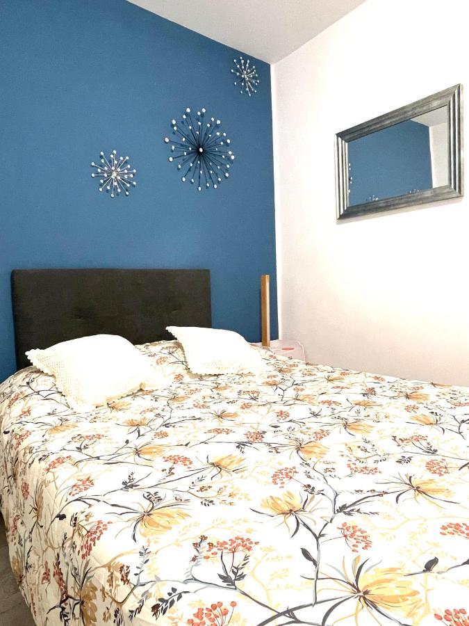 Comfortable Carolina En Аликанте Экстерьер фото