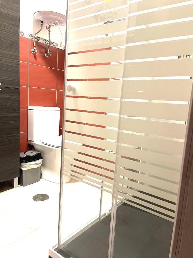 Comfortable Carolina En Аликанте Экстерьер фото